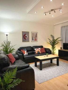 Charming 2 bedroom apartment